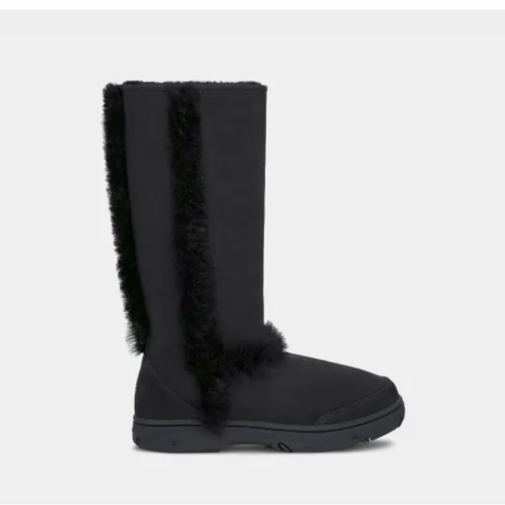 UGG Sunburst Tall women’s boots size 6